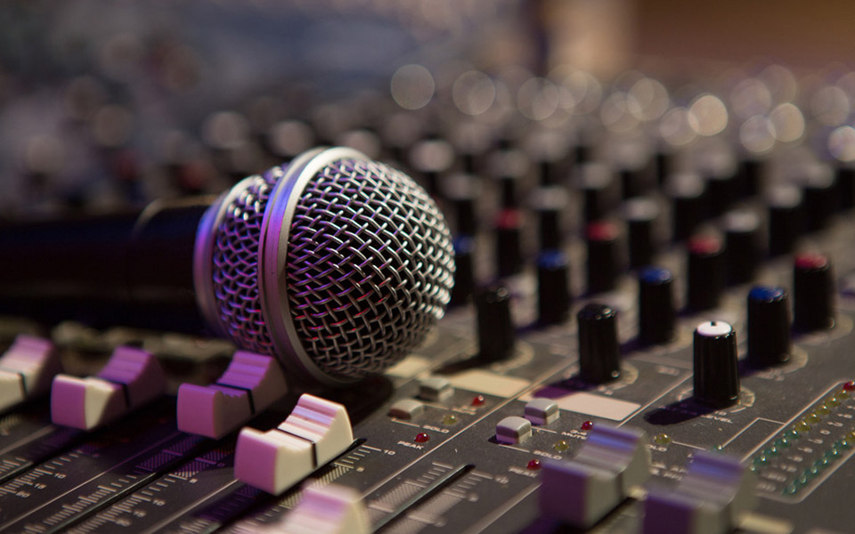 公司荣获中国经济论坛“2016中国创新榜样”奖